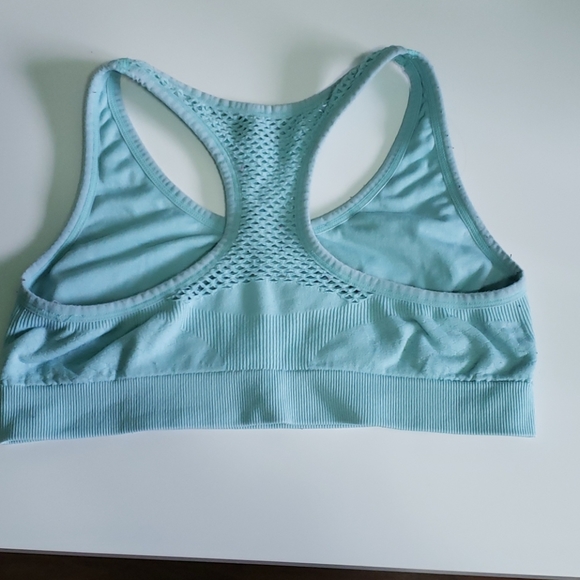 Sports bra - Picture 2 of 2